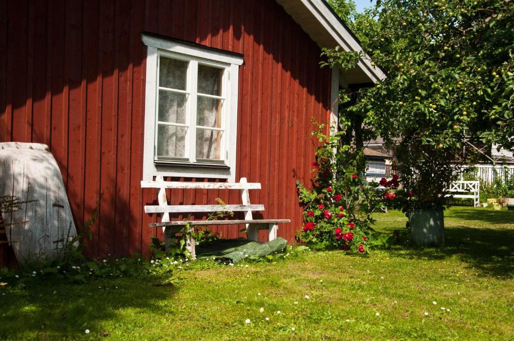 Hotel Pensionat Granparken Norrtälje Exteriér fotografie